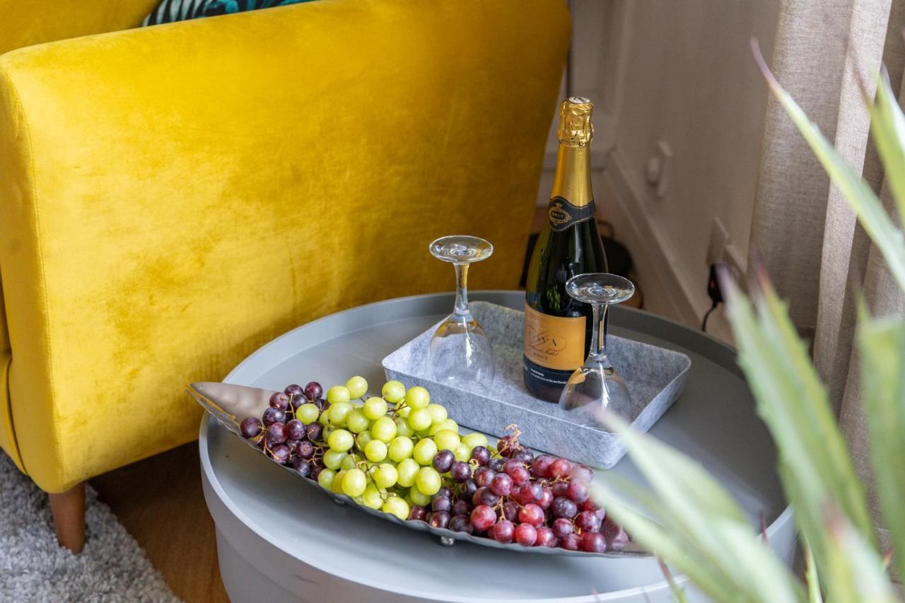 Livestay-Fabulous One Bed Apartments On Covent Garden London Eksteriør billede